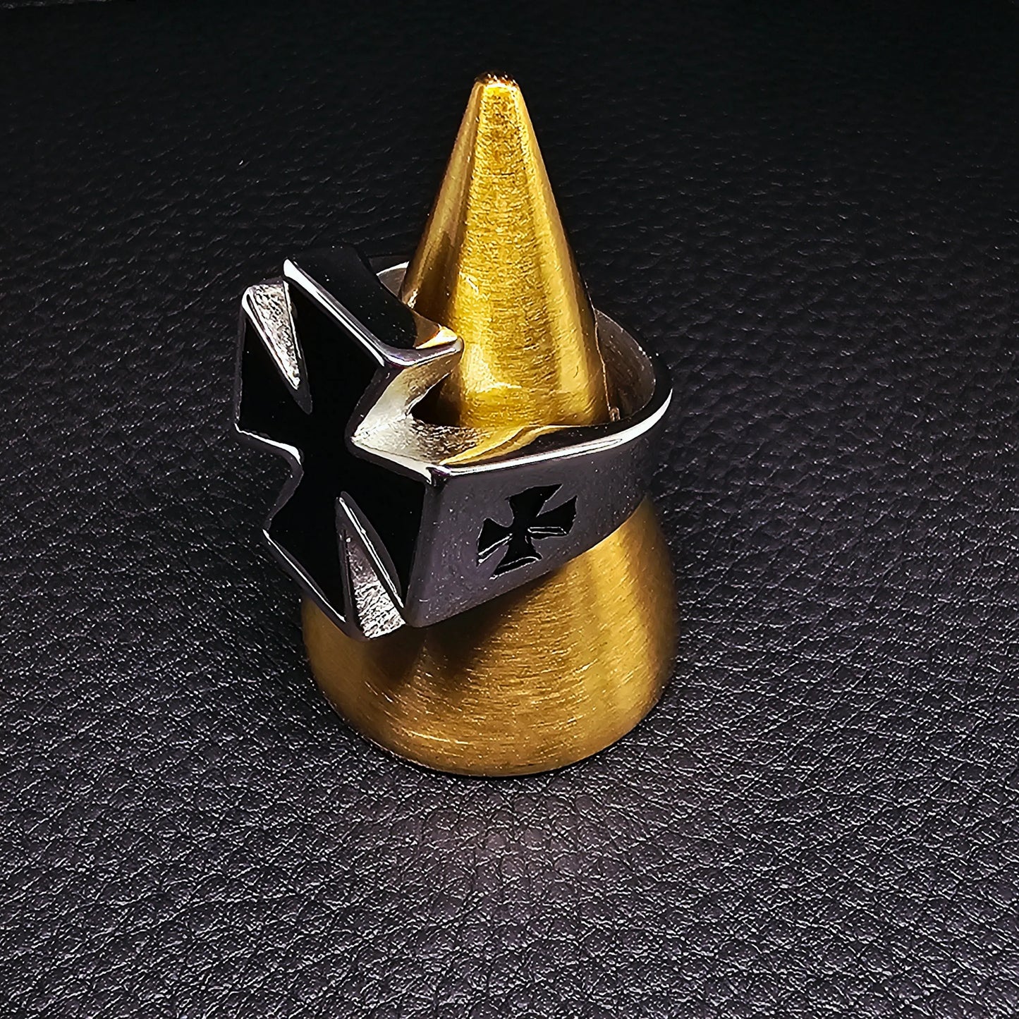Iron Cross Ring WOLFE & RIFF
