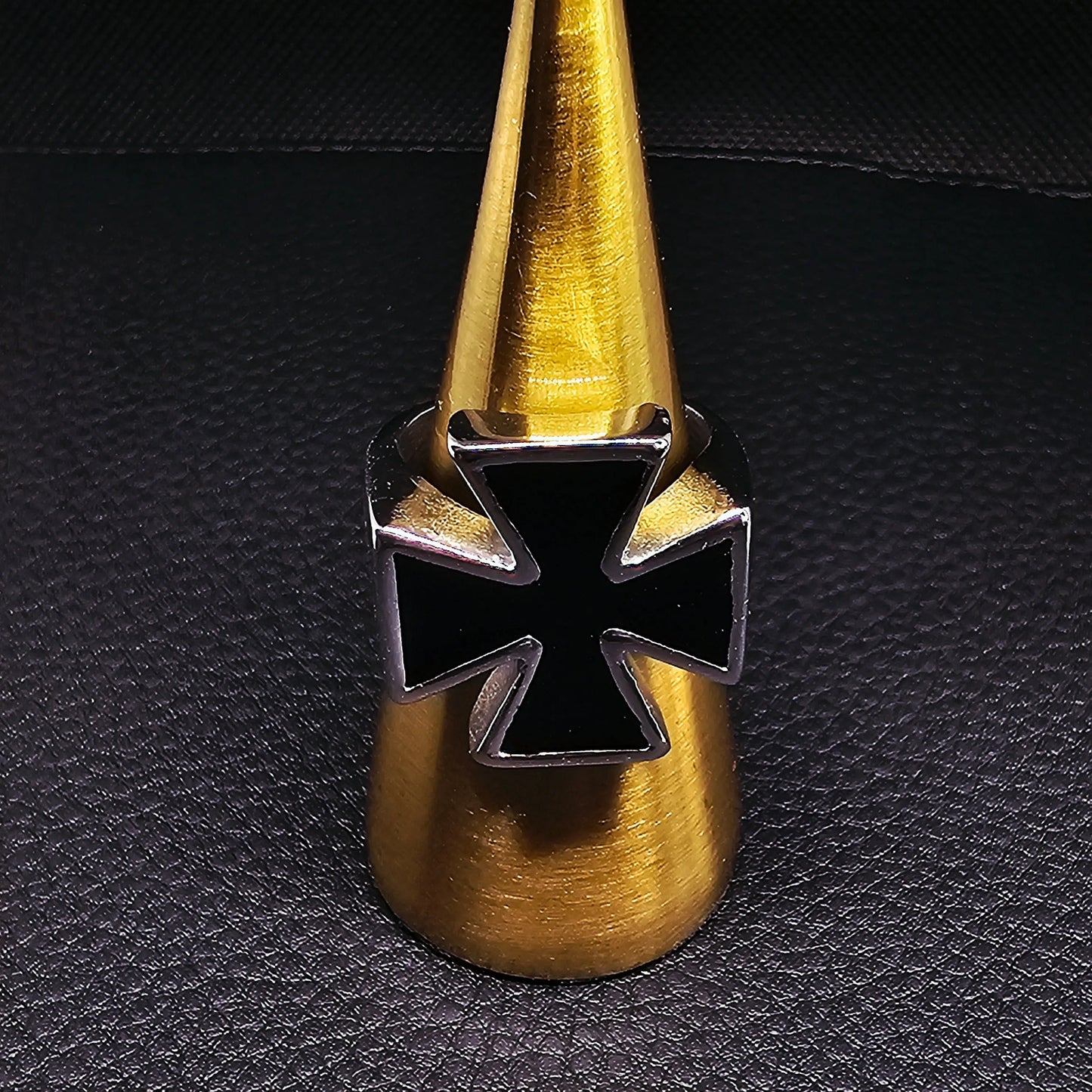 Iron Cross Ring WOLFE & RIFF
