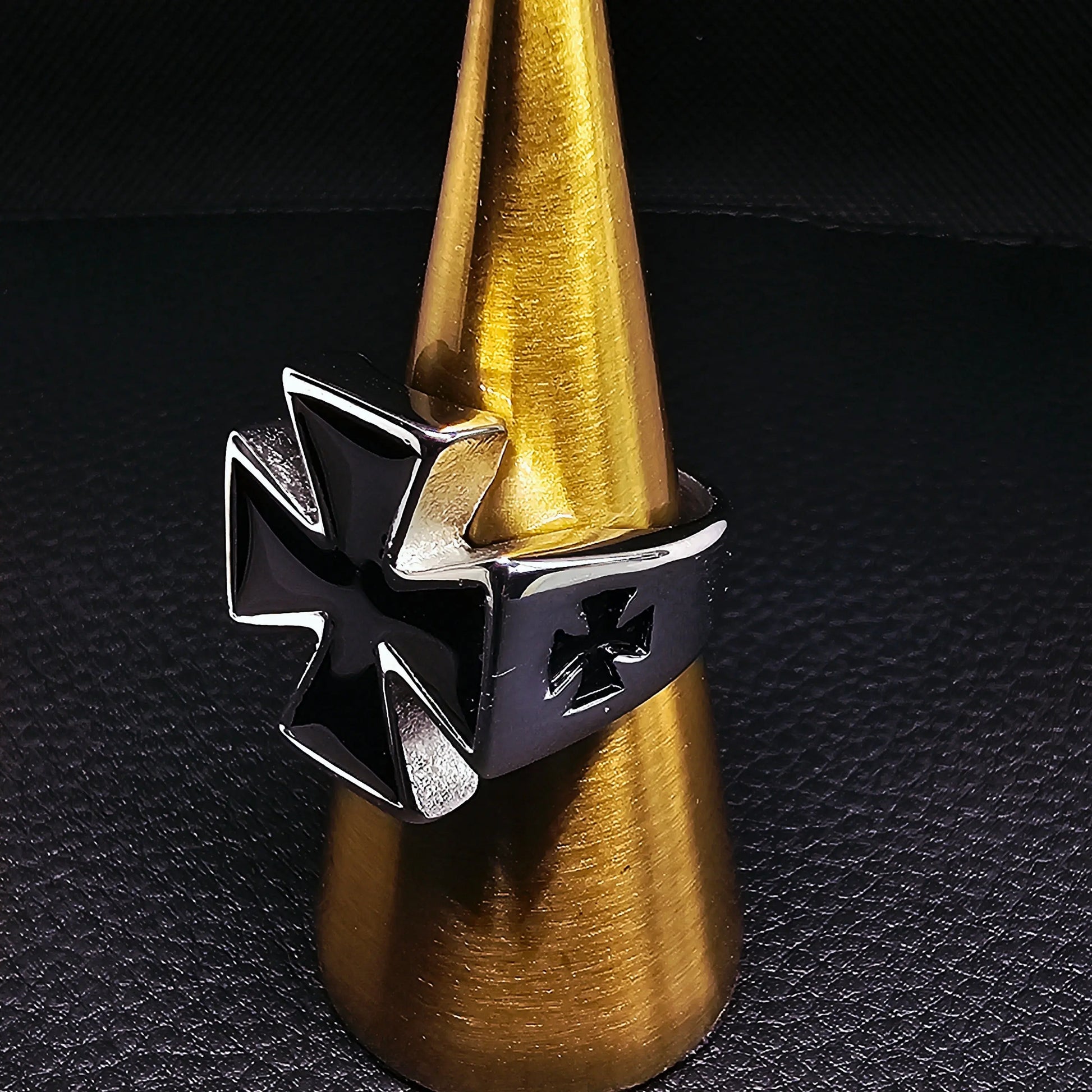 Iron Cross Ring WOLFE & RIFF