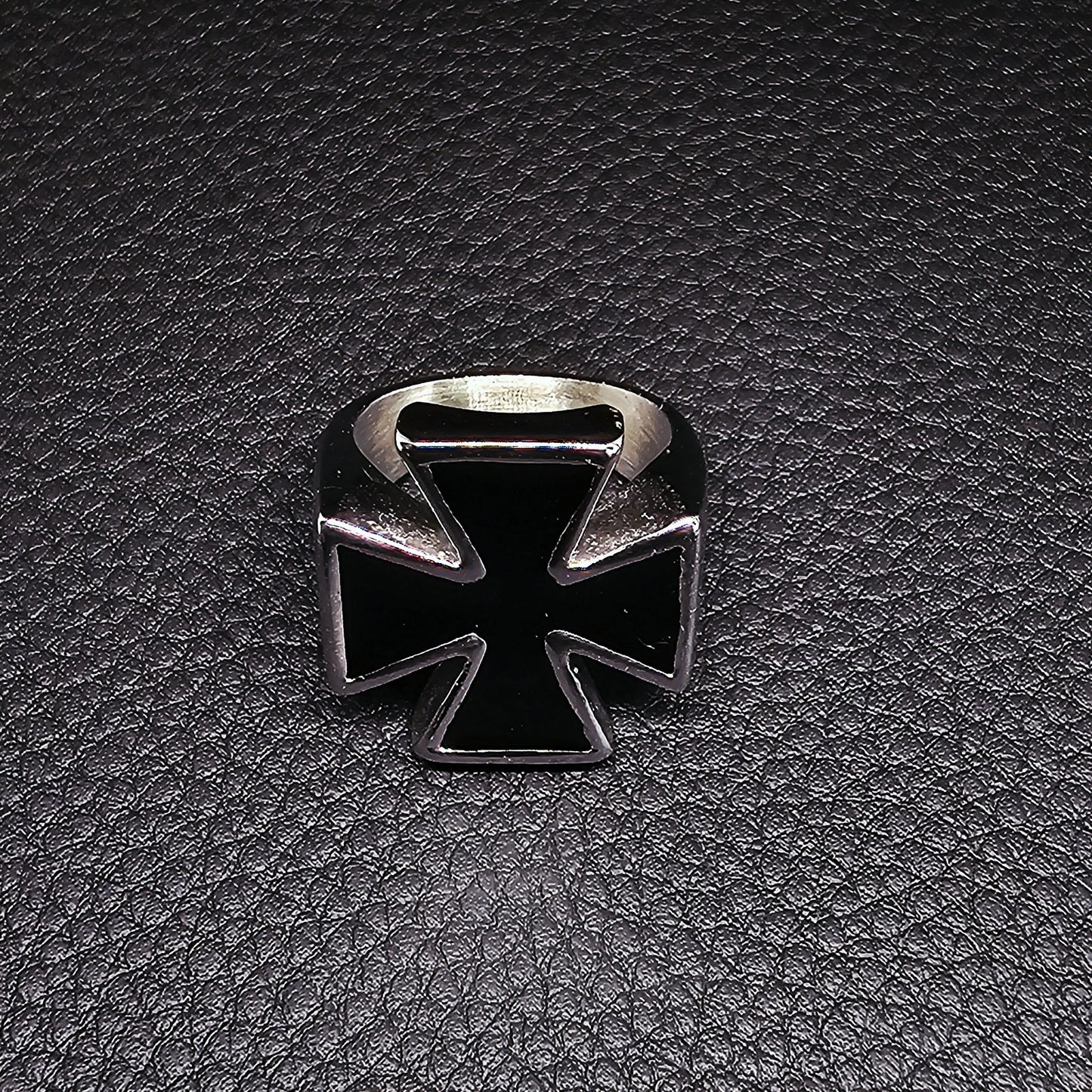 Iron Cross Ring WOLFE & RIFF