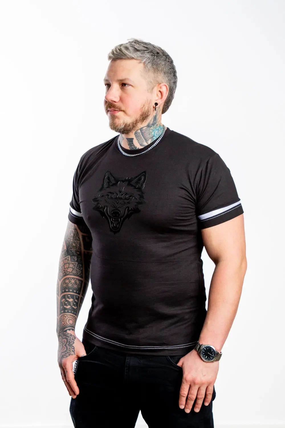 Black Wolfe Tee WOLFE & RIFF