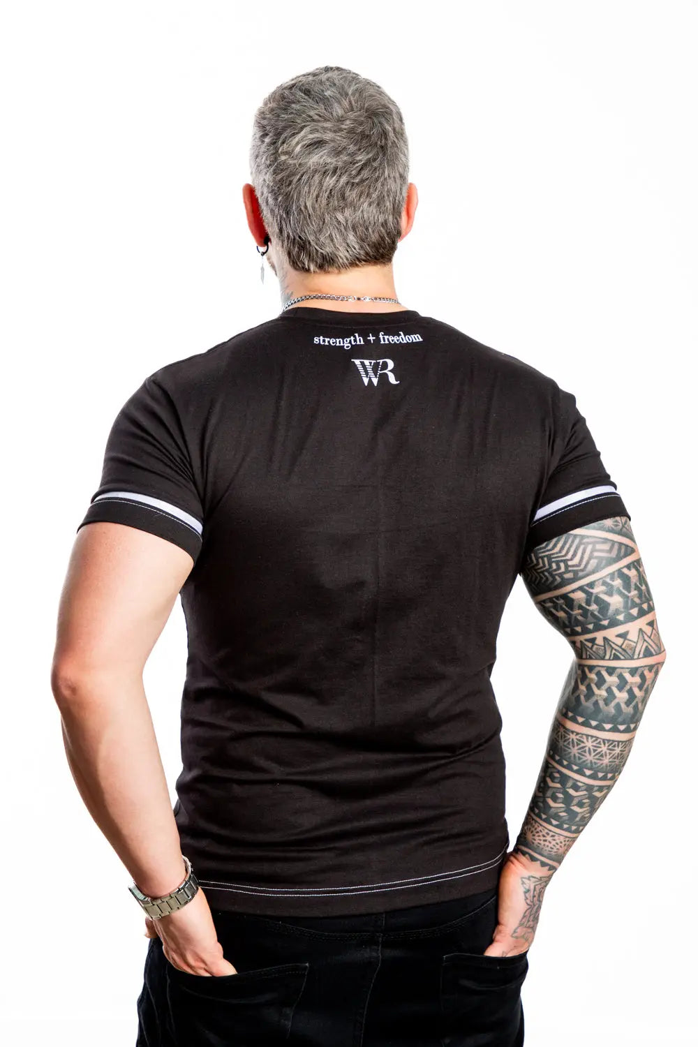 Black Wolfe Tee WOLFE & RIFF